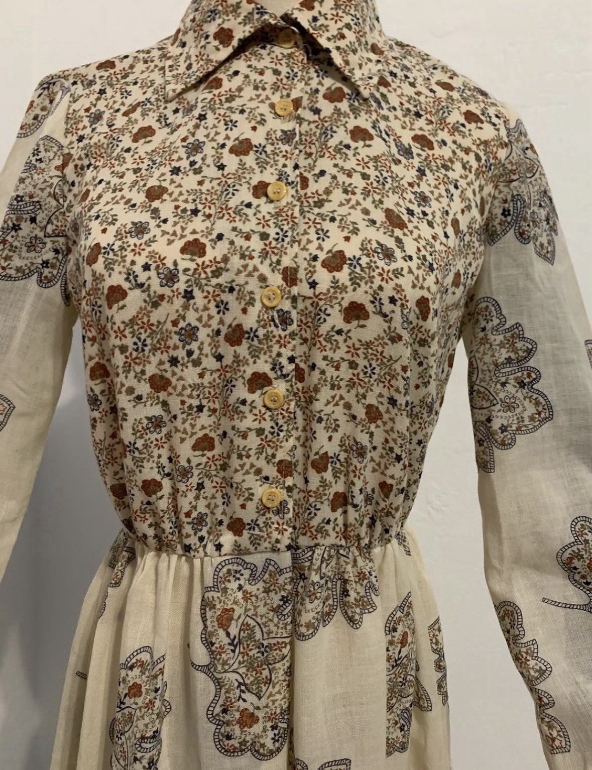 Vintage 70s Leslie Fay Floral Maxi Dress Boho Prairie Button Front