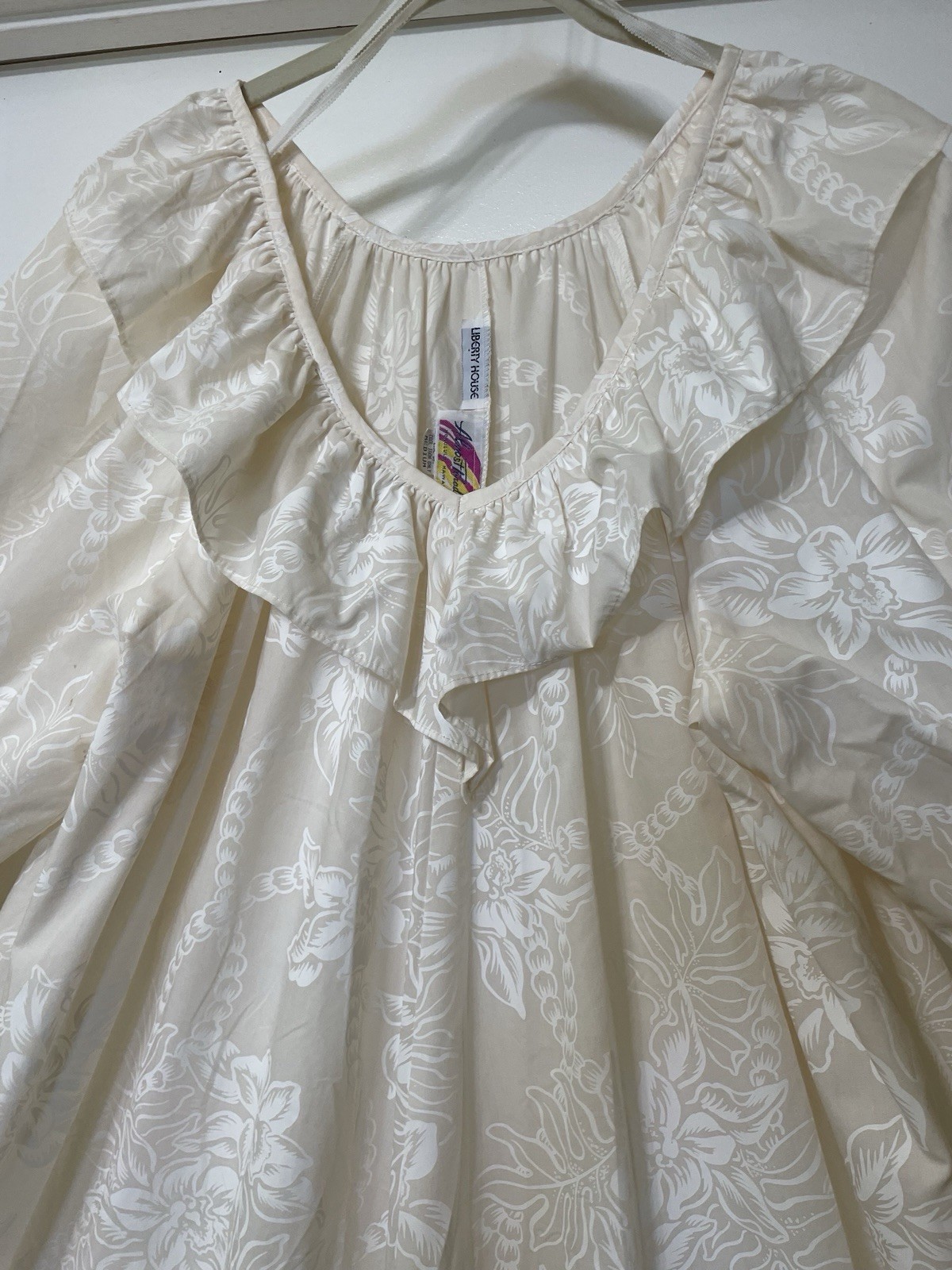 Vintage Liberty House Almost Paradis Cream/Ivory V-Neck Dress Muu Muu Size M