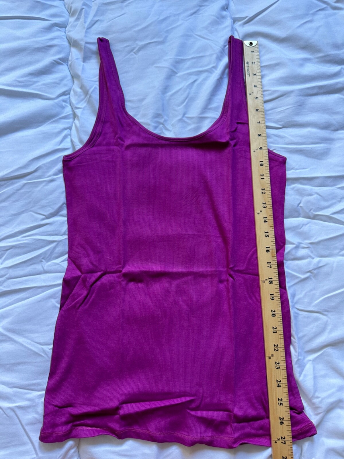 Victoria’s Secret Vintage Pink Berry NEW Tank Top Size XL Skinny Tank Tee Strap