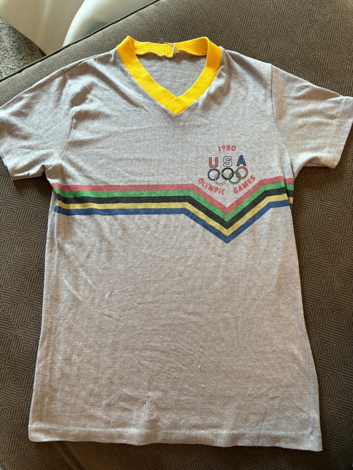 Vintage USA 1980 Olympic Games T Shirt Adult Extra Small OR Youth Large