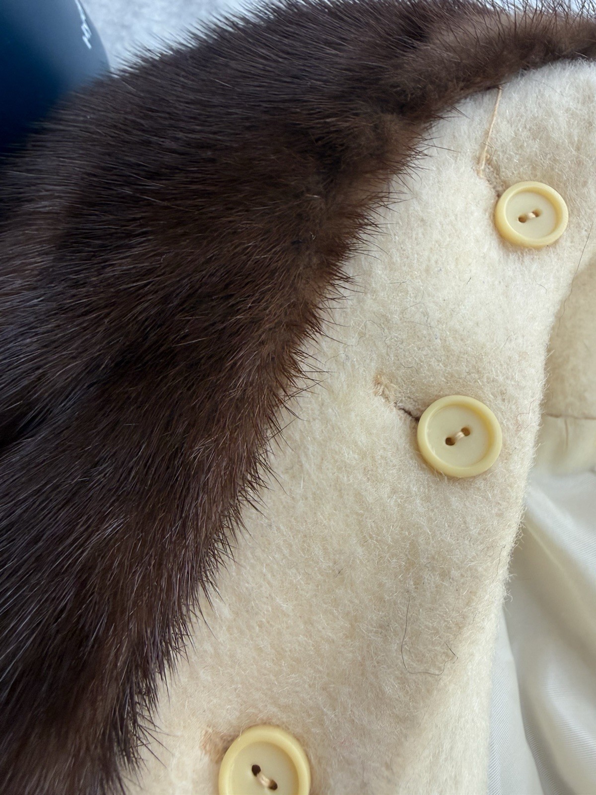Vintage Hildon’s Hotel Schroeder Minneapolis Wool Coat Mink Fur Collar 50s Cream