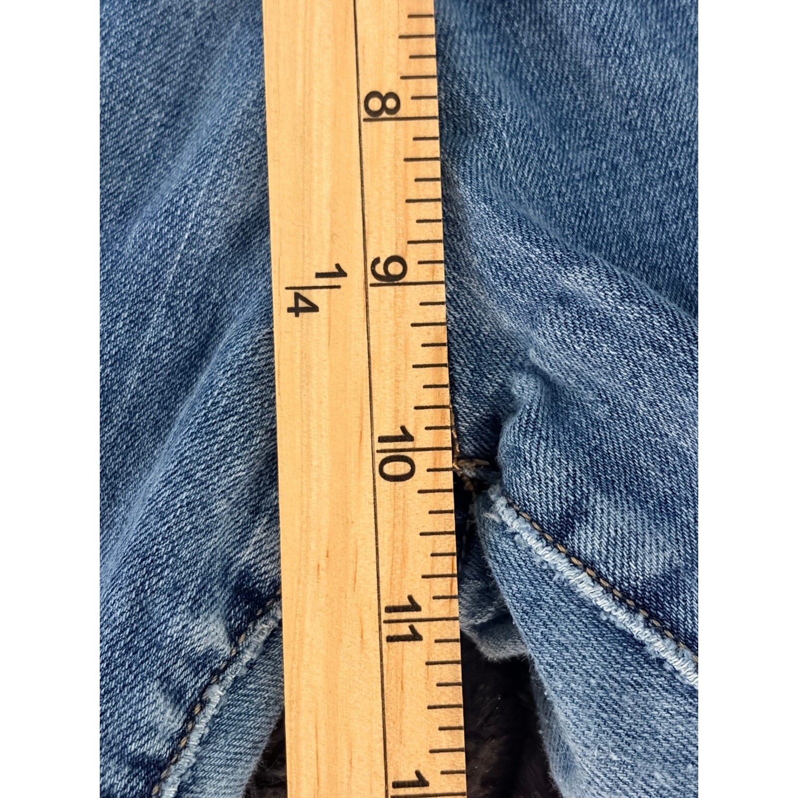 Old Navy Curvy Profile Cropped Kick Flare Jeans 16 Back to School Festival