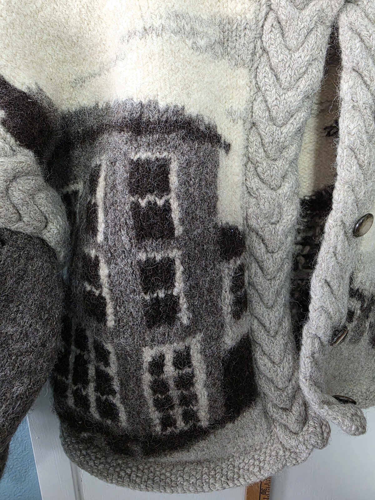 Iceland Vintage women’s Wool Sweater Small/medium