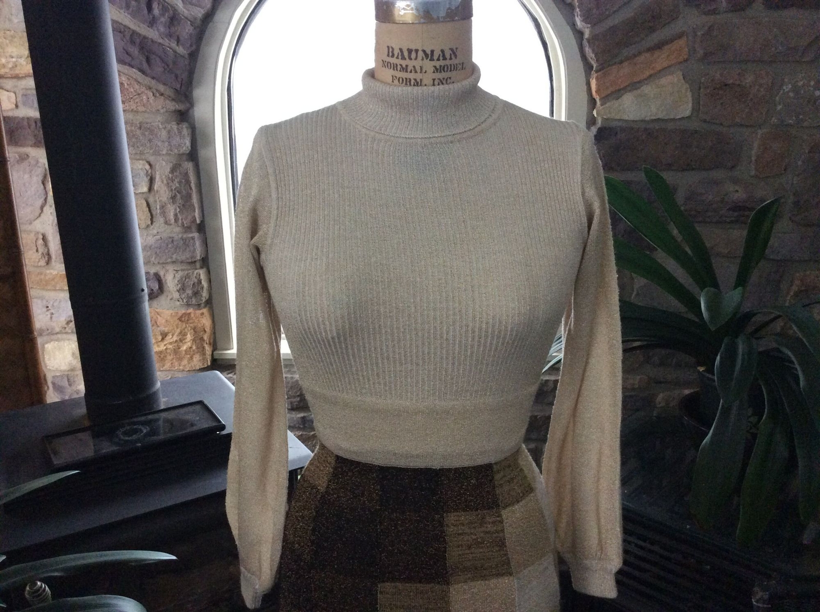Vintage 1970s Wenjilli Metallic Lurex Knit Gold Black Formal Maxi Dress