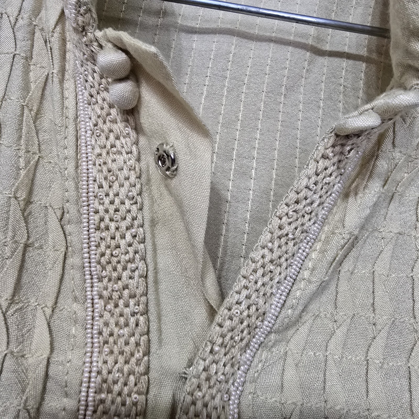 Vintage Embroidered Kaftan Style Robe Tunic Beige US 44 Beaded Collar Long