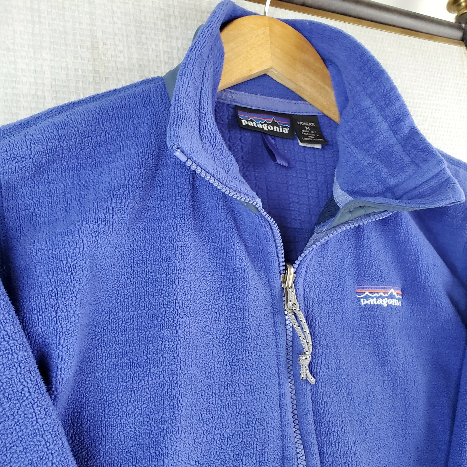 Rare VTG 02 PATAGONIA Medium Womens USA Made R3 Radiant Full Zip Indigo Jacket