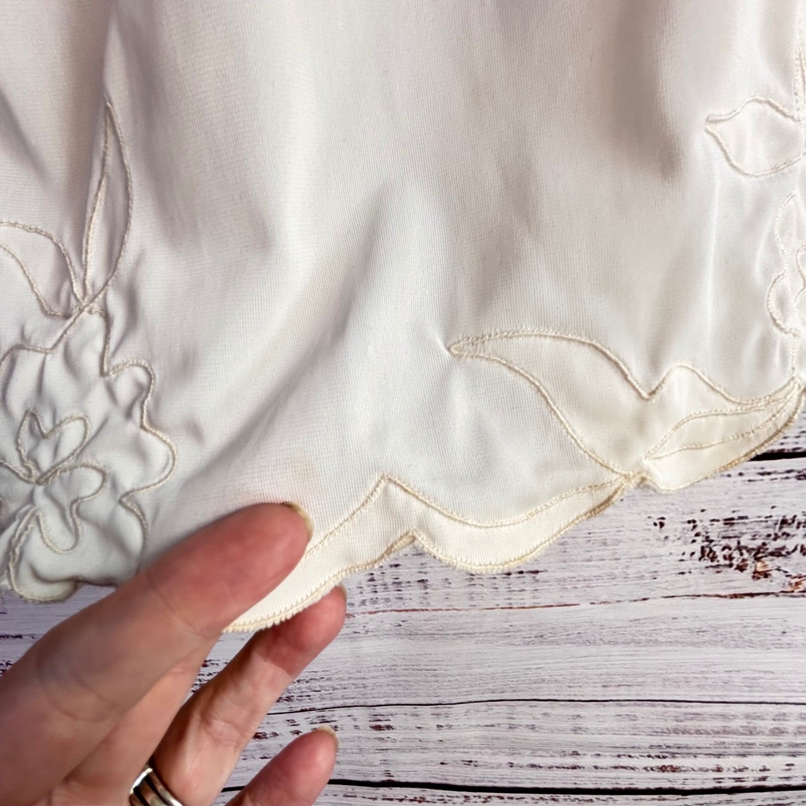 Coquette Cottagecore Vintage Mini Half Slip M Avian Medium Ivory Nylon