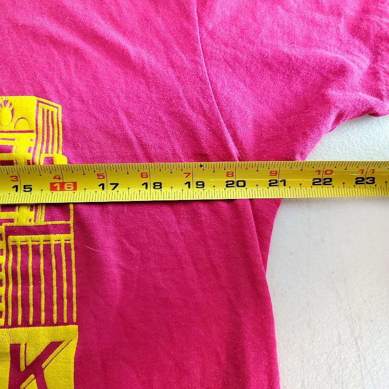 Vtg 90s Screen Stars Single Stitch Twin Towers New York City Skyline Pink Tee L