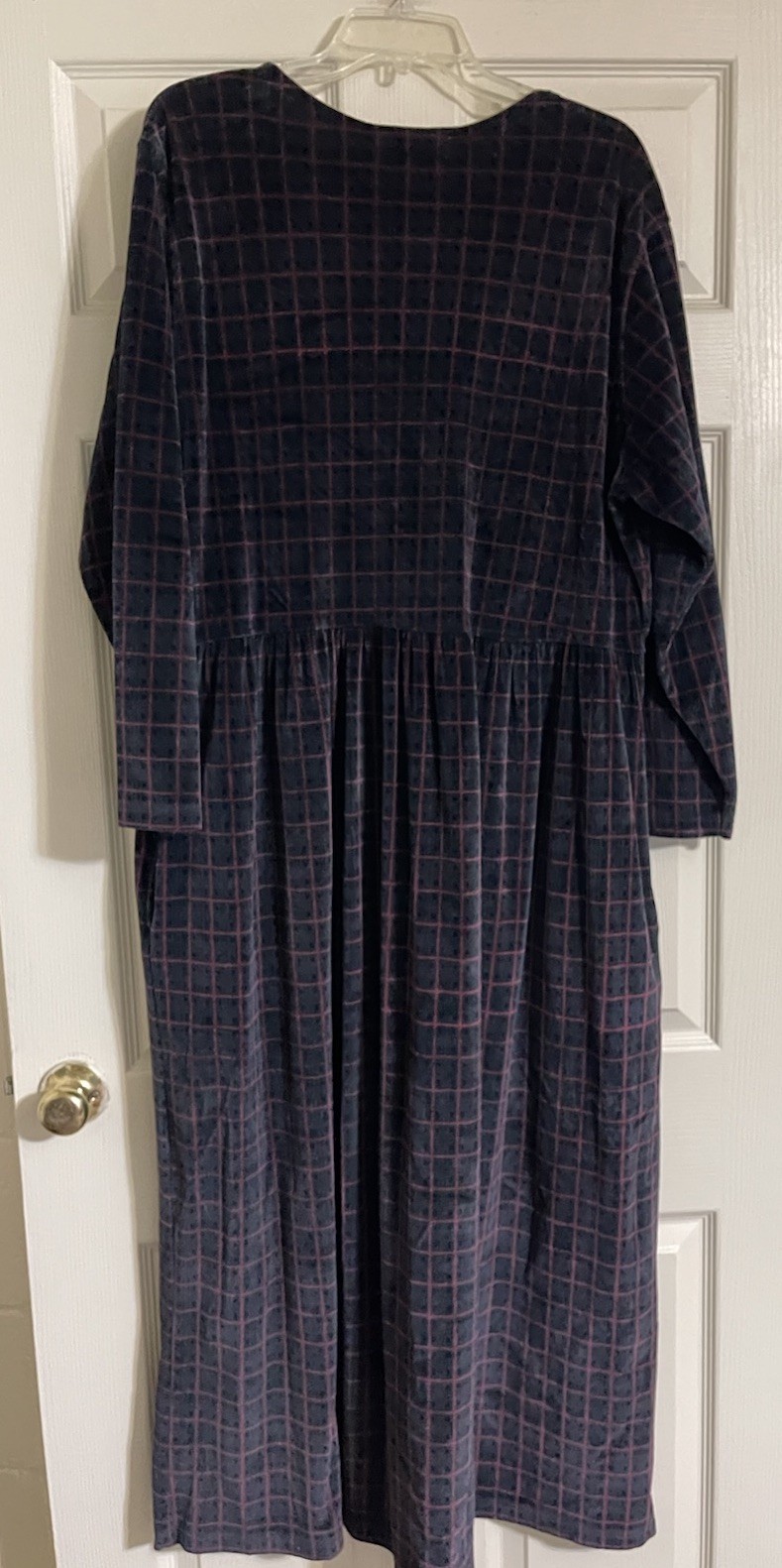 Vtg 1990s Jones New York Sport Maxi Dress Women’s 1X Black Velour Windowpane