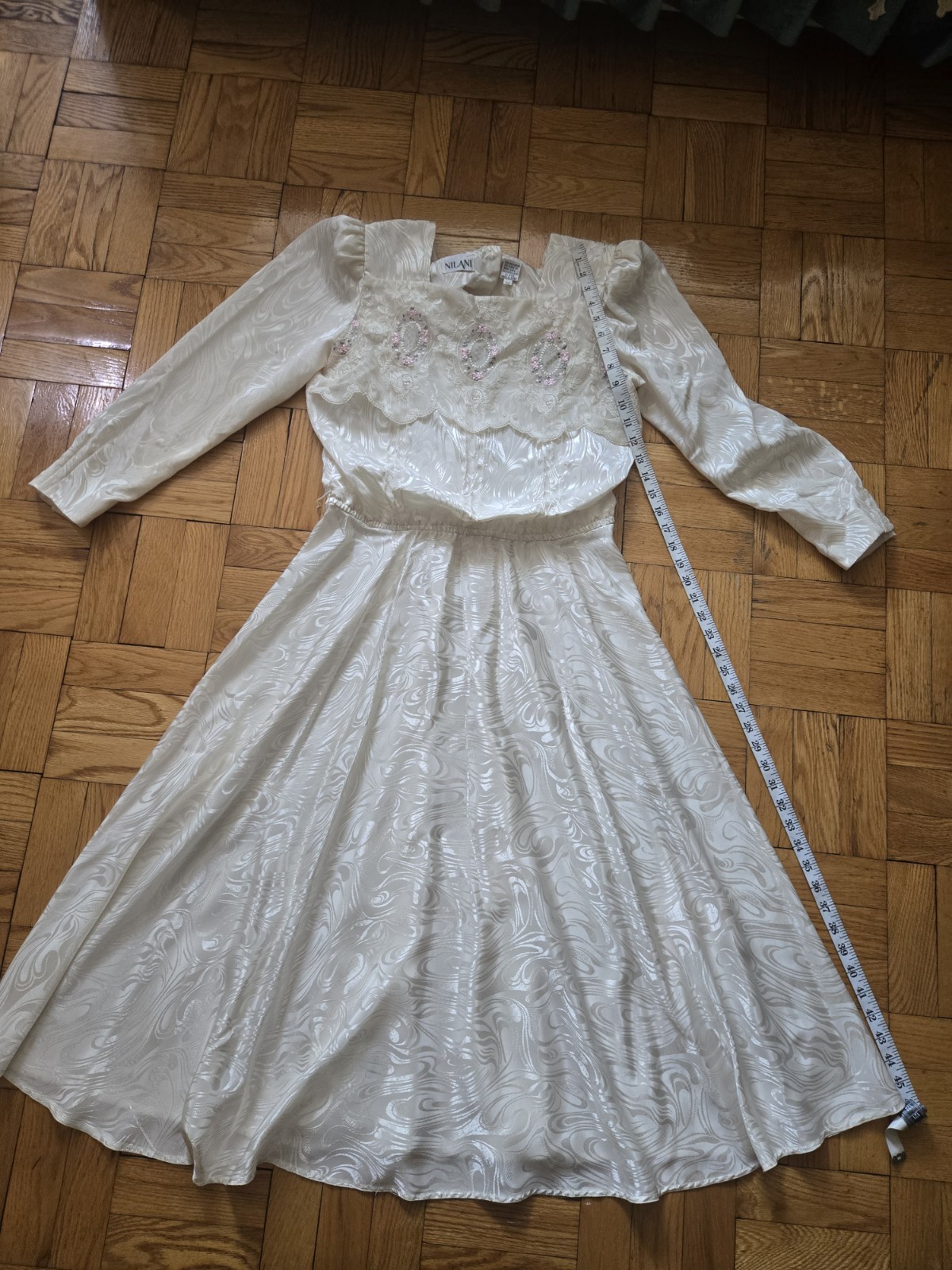 Vintage Nilani Ivory Floral Lace Button Back Flair Long Sleeve Dress Sz 7/8
