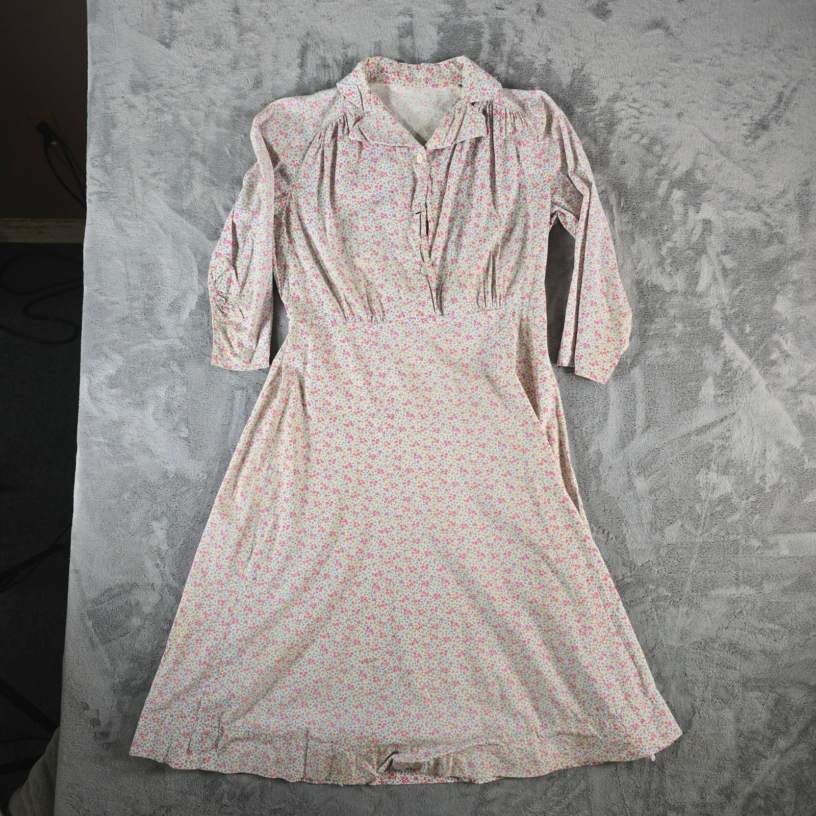 Vintage 1940s Ditsy Floral Pattern Cotton Midi Housedress/Day Dress (12/L)