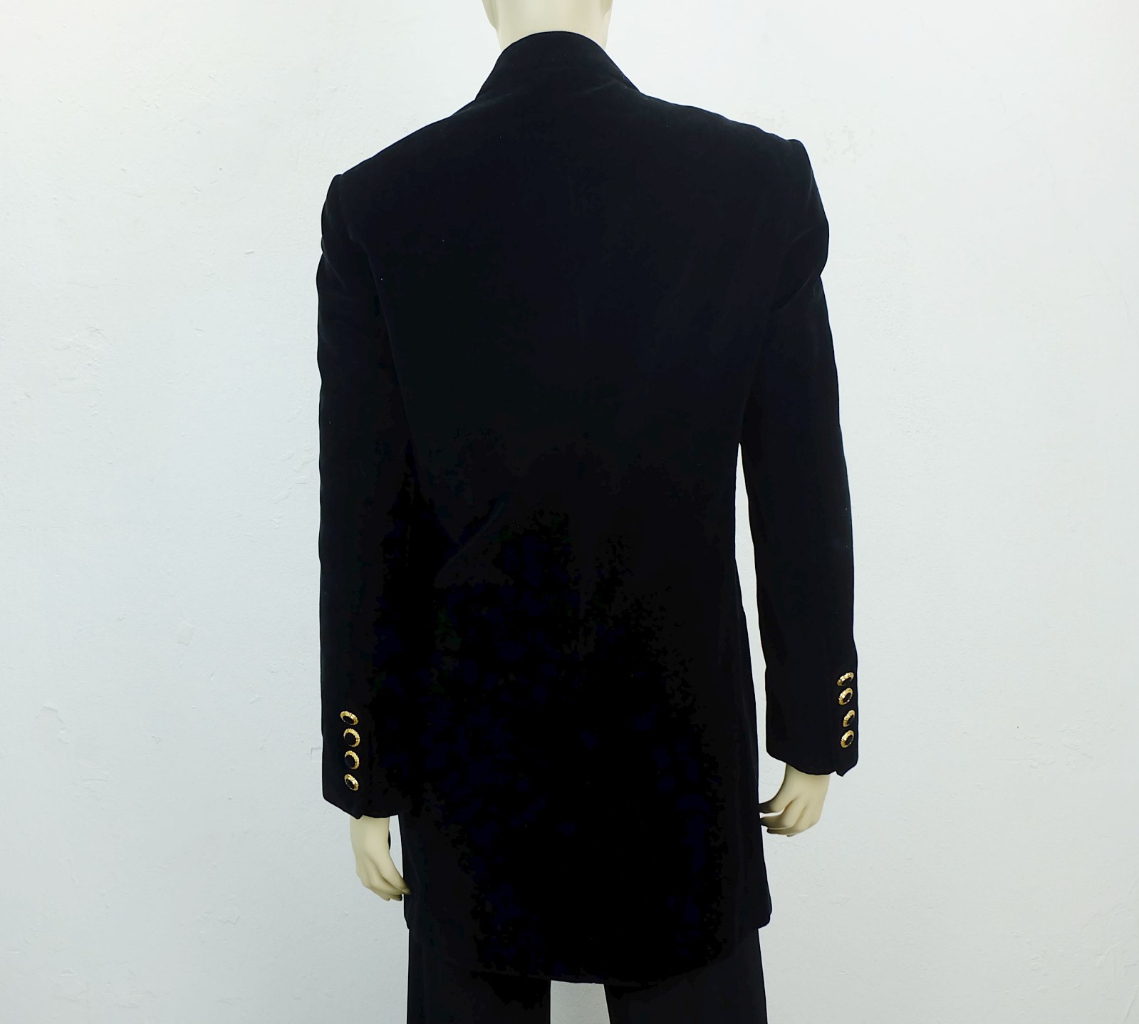 long black vintage VELVET BLAZER with gold buttons size 38 your sixth sense