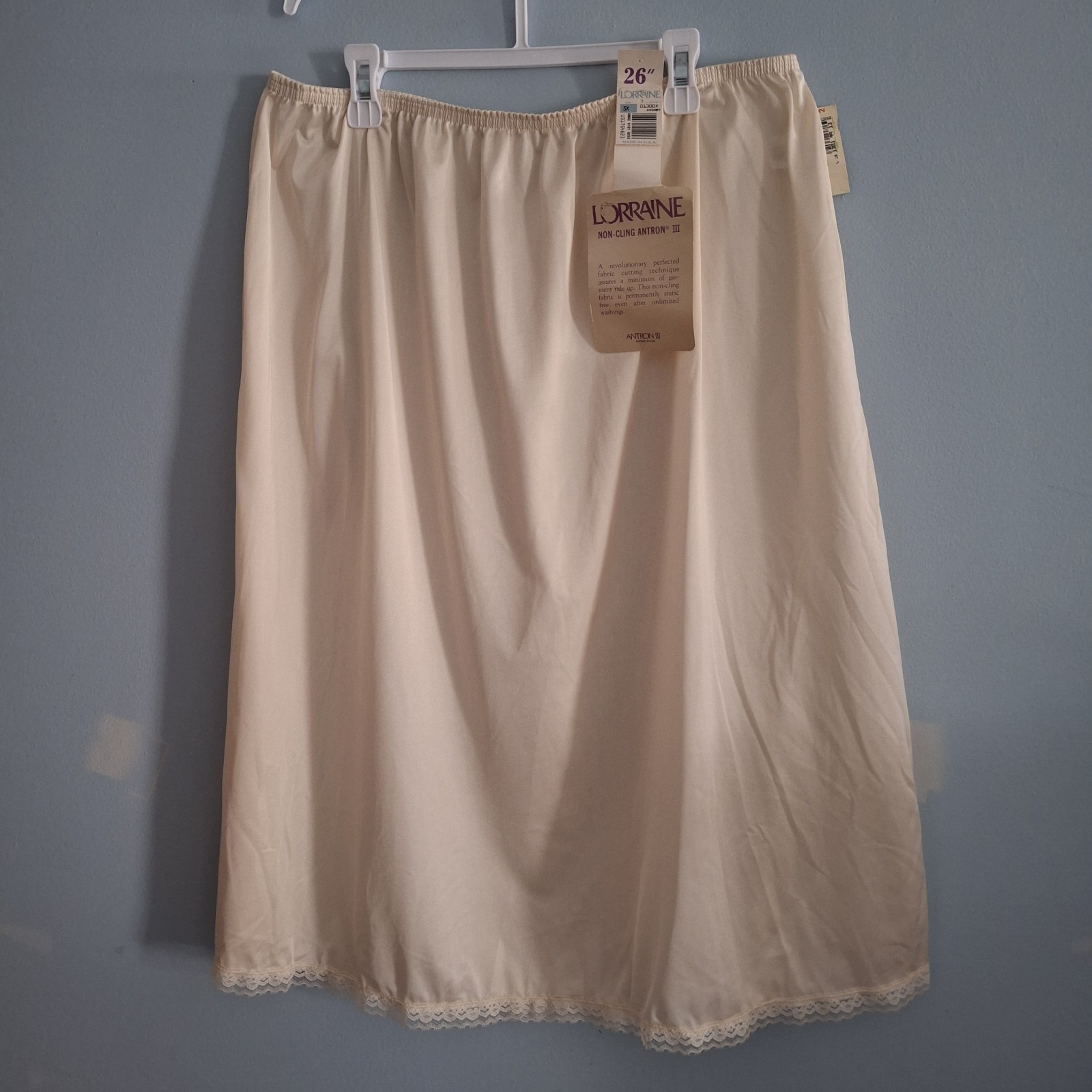 Vintage LORRAINE Half Slip Size 3X NWT Ivory Off White 26″ Length Lace Trim