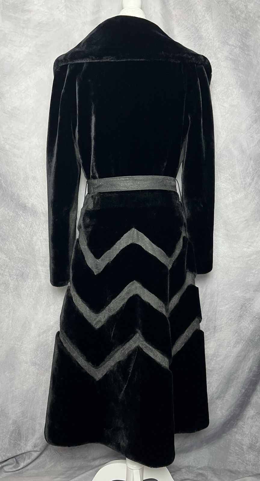 Vintage 1970s Borgazia Black Plush Faux Fur Chevron Pattern Belted Coat S/M