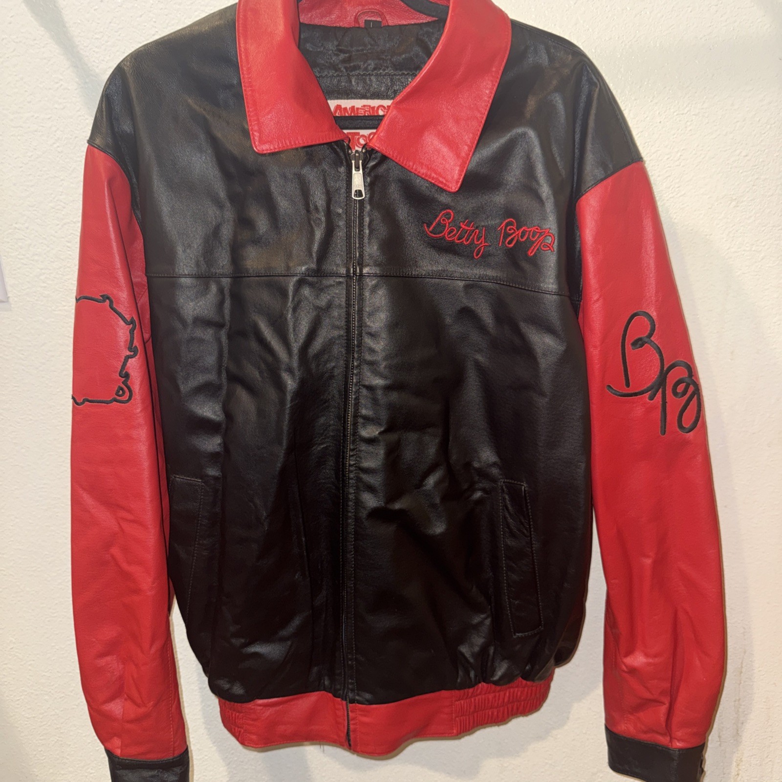 Authentic Vintage Y2K Betty Boop Women’s Leather Jacket By American Toons Size L