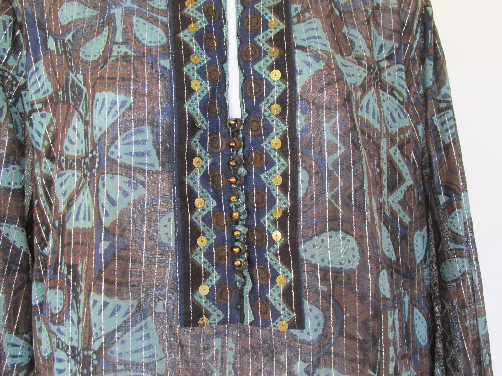 VINTAGE 1990s MILLENIUM COTTON SEQUIN BRASS BUTTON TOP BROCADE THREAD SIZE 18/20