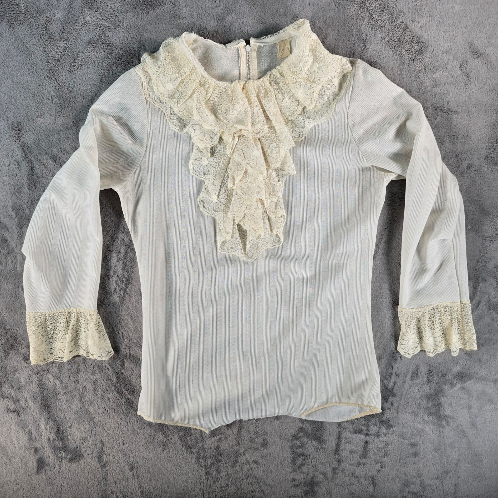 Vintage 1970s Ivory/Cream Lace Ruffle Jabot Ribbed Knit Victorian Blouse (M)