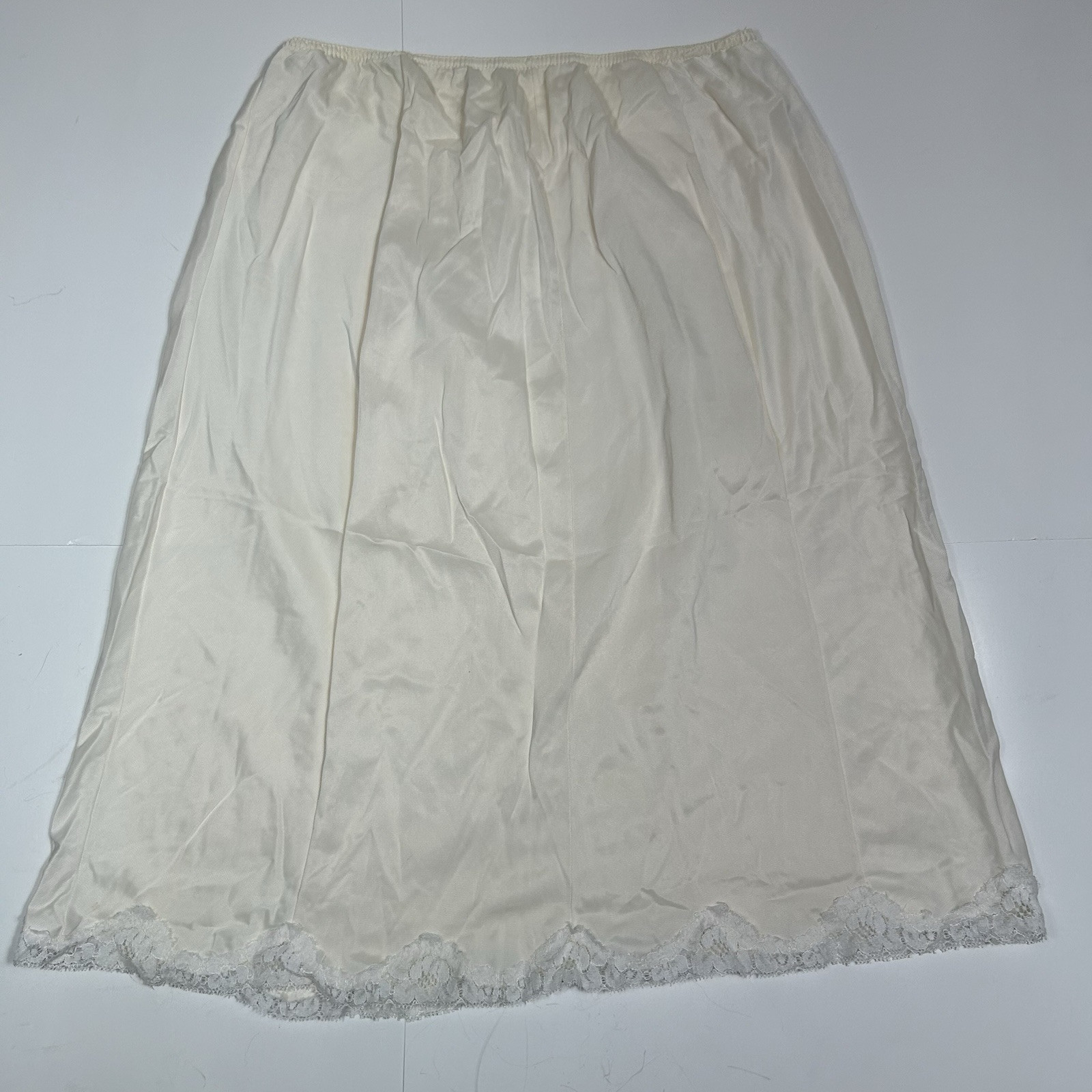 Vintage JCPenney Half Slip Skirt Size Large Long Ivory Beige Lace Trim Hem