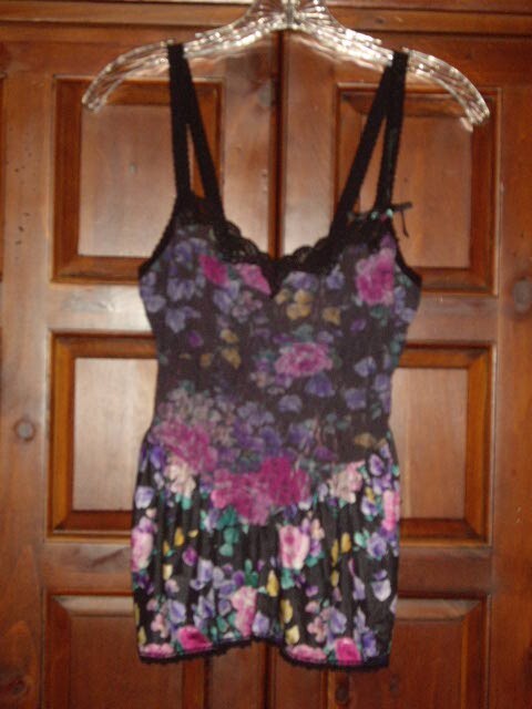 VINTAGE FEATHER BED INTIMATE CAMISOLE CAMI TOP BLOUSE SIZE M MULTI COLOR