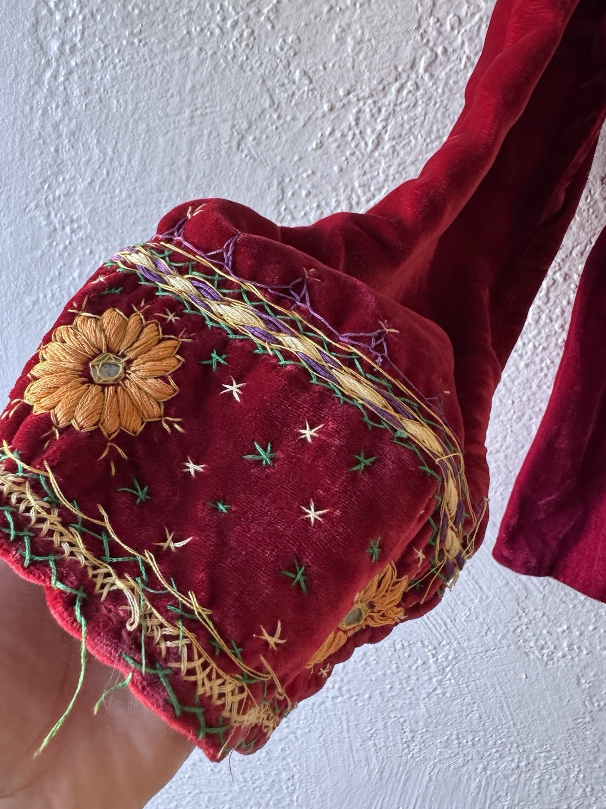 Vintage Women’s 70’s Peasant Floral Embroidered Blouse flare Sleeves 100% Rayon