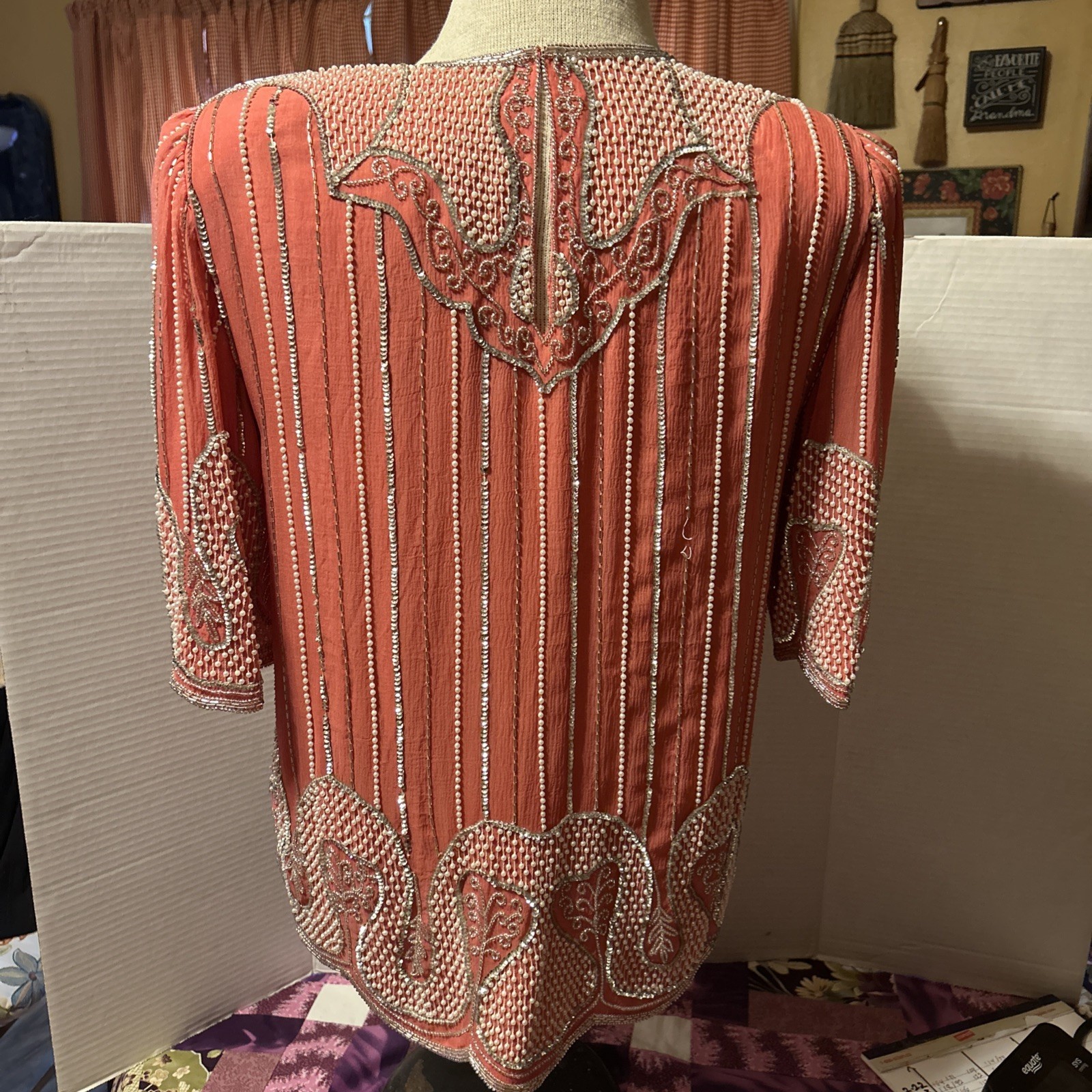 Judith Ann Creations Beaded SILK 2 Piece Women’s SM Coral Pink Lined Sequin READ