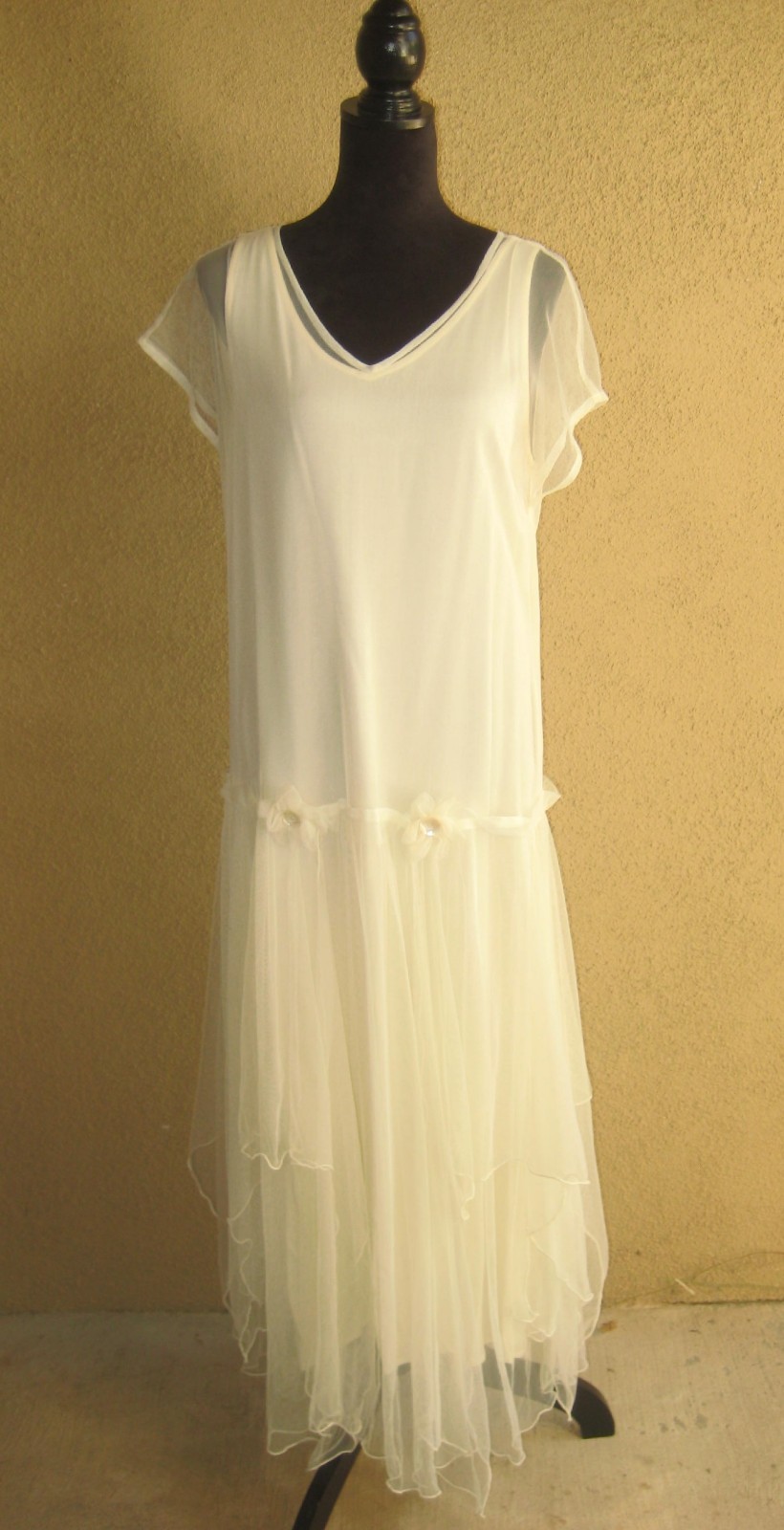 Vintage April Cornell ivory mesh overlay drop waist handkerchief hem dress M