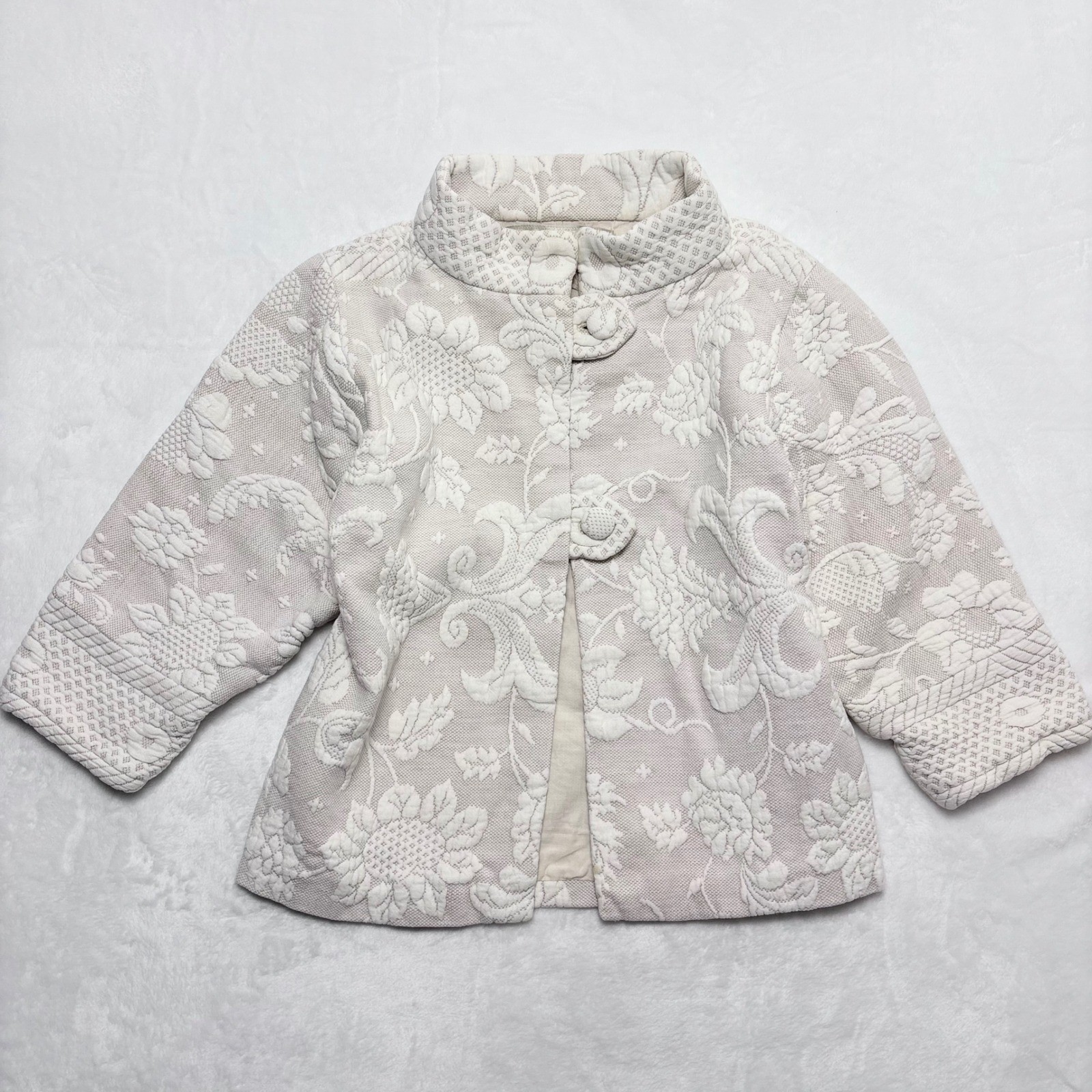 Suzi Beige Floral Quilted Matelasse Jacket Stand Collar Vintage Small Grandma