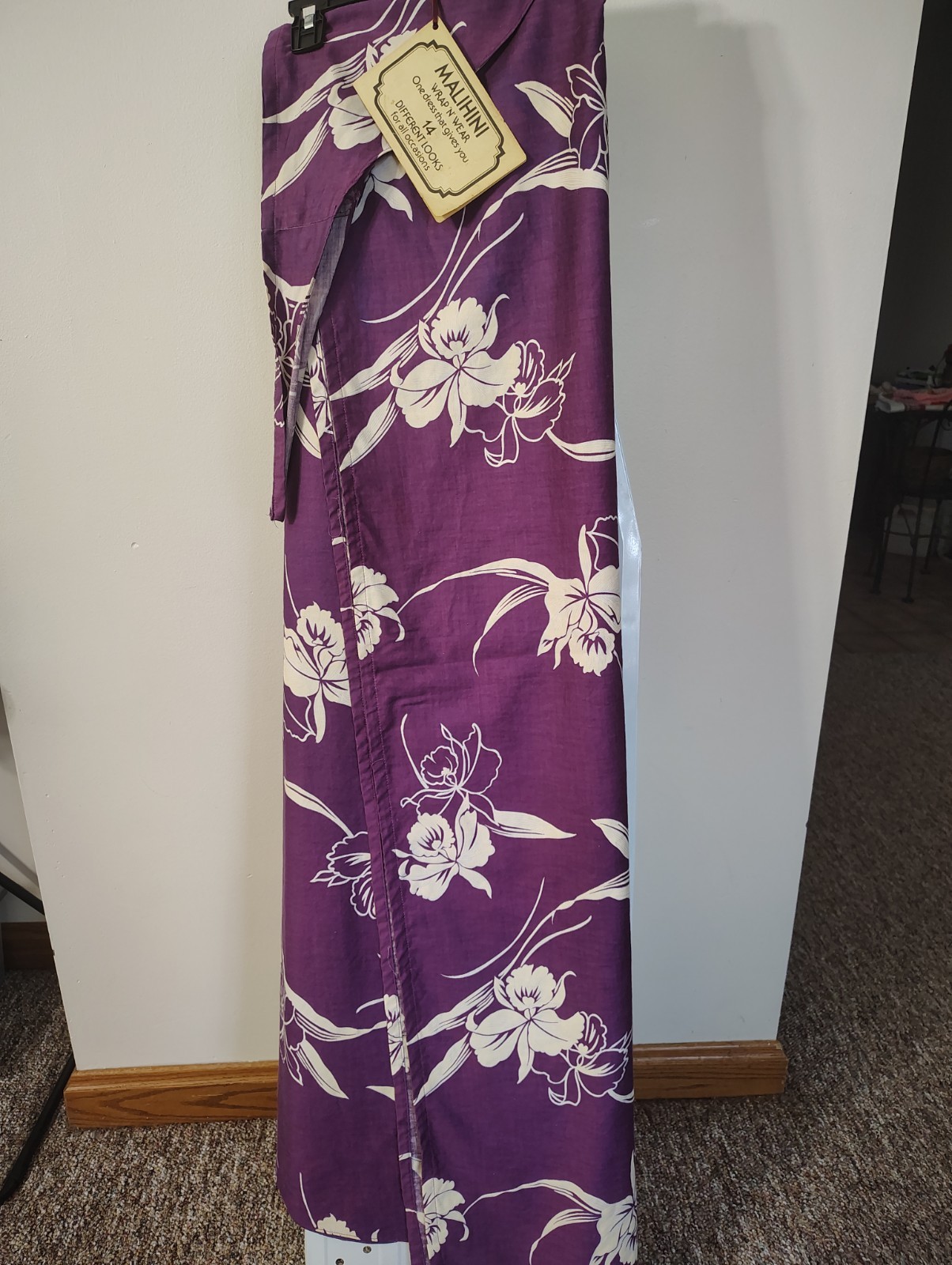 Vintage Malihini Hawaii Purple Floral Wrap Sarong Dress Resort Loungewear