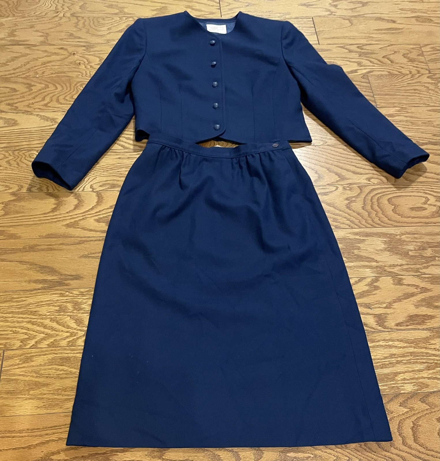 Vintage Pendleton Classic Suit Blazer Skirt Set Size 8 100% Virgin Wool Navy