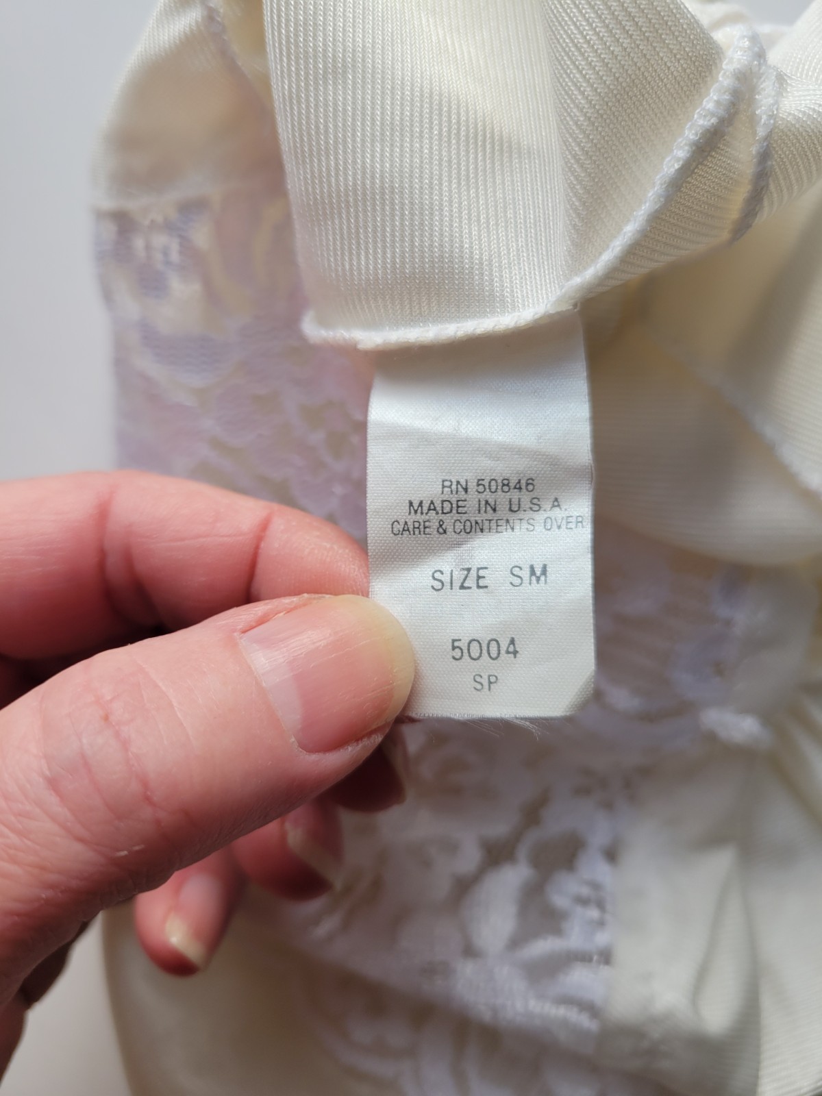 VTG Ashley Taylor Nylon Lace Trim Cami White Off White SM