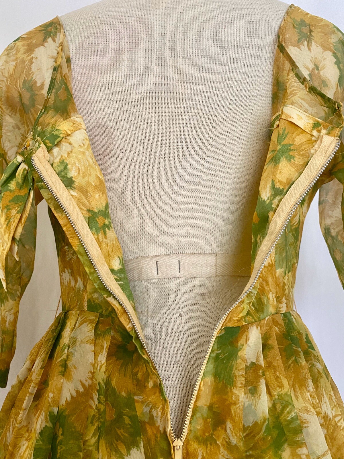 Ferman O’Grady Vintage Party Dress Silk Organza in Yellow Green 1950s Wiggle S/M