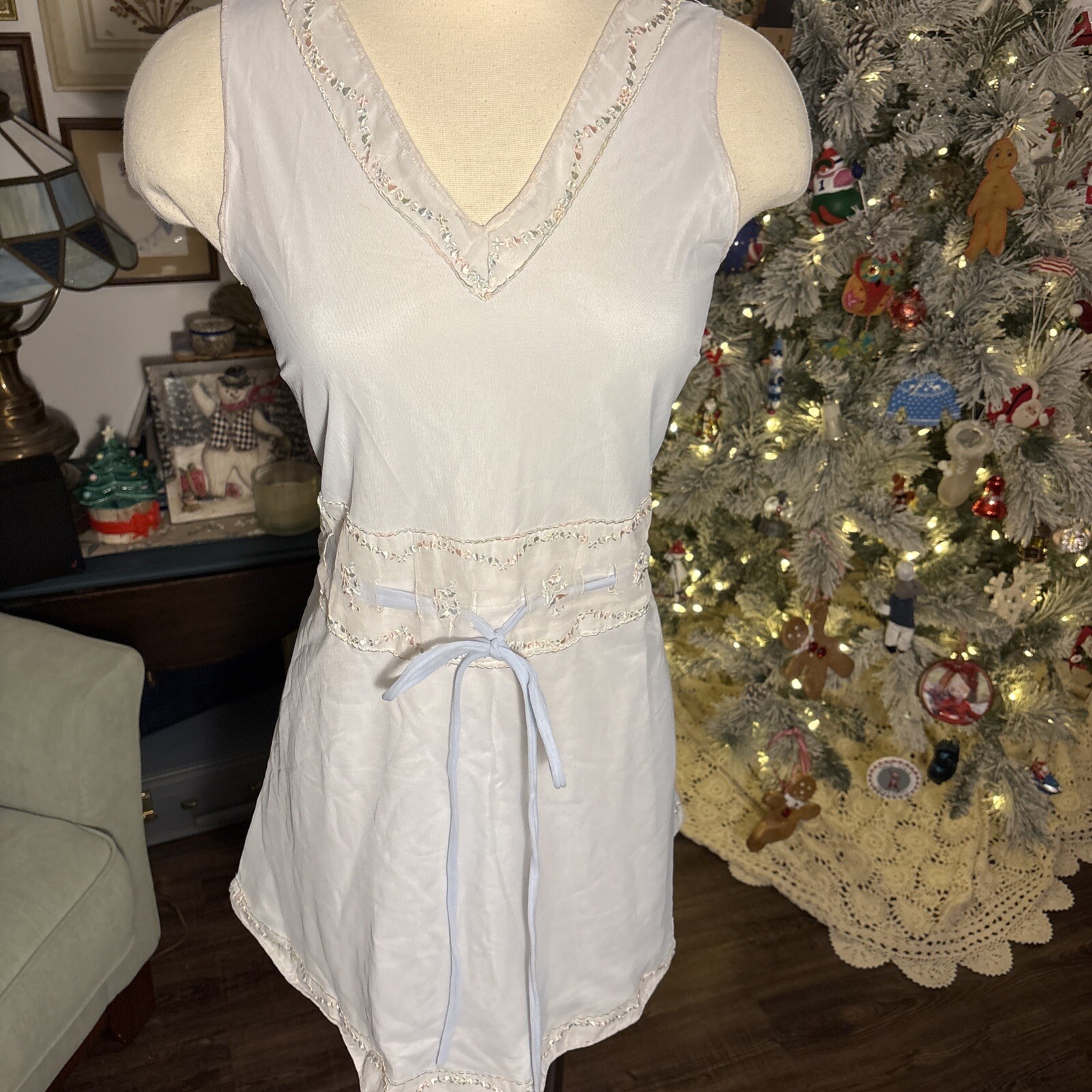 Vintage 1960’s 50s Nightgown Lingerie Chiffon Lace Bows Embroidered V Neck Blue
