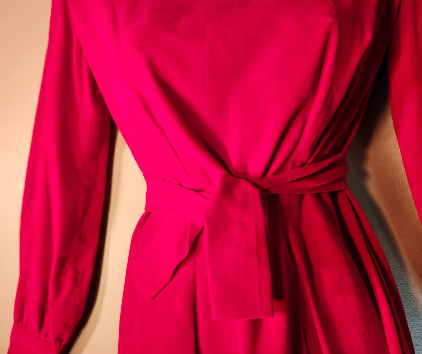 Vintage Red Velvet Dress Pearl Button Cuffs Prom Graduation Party Senior Photos