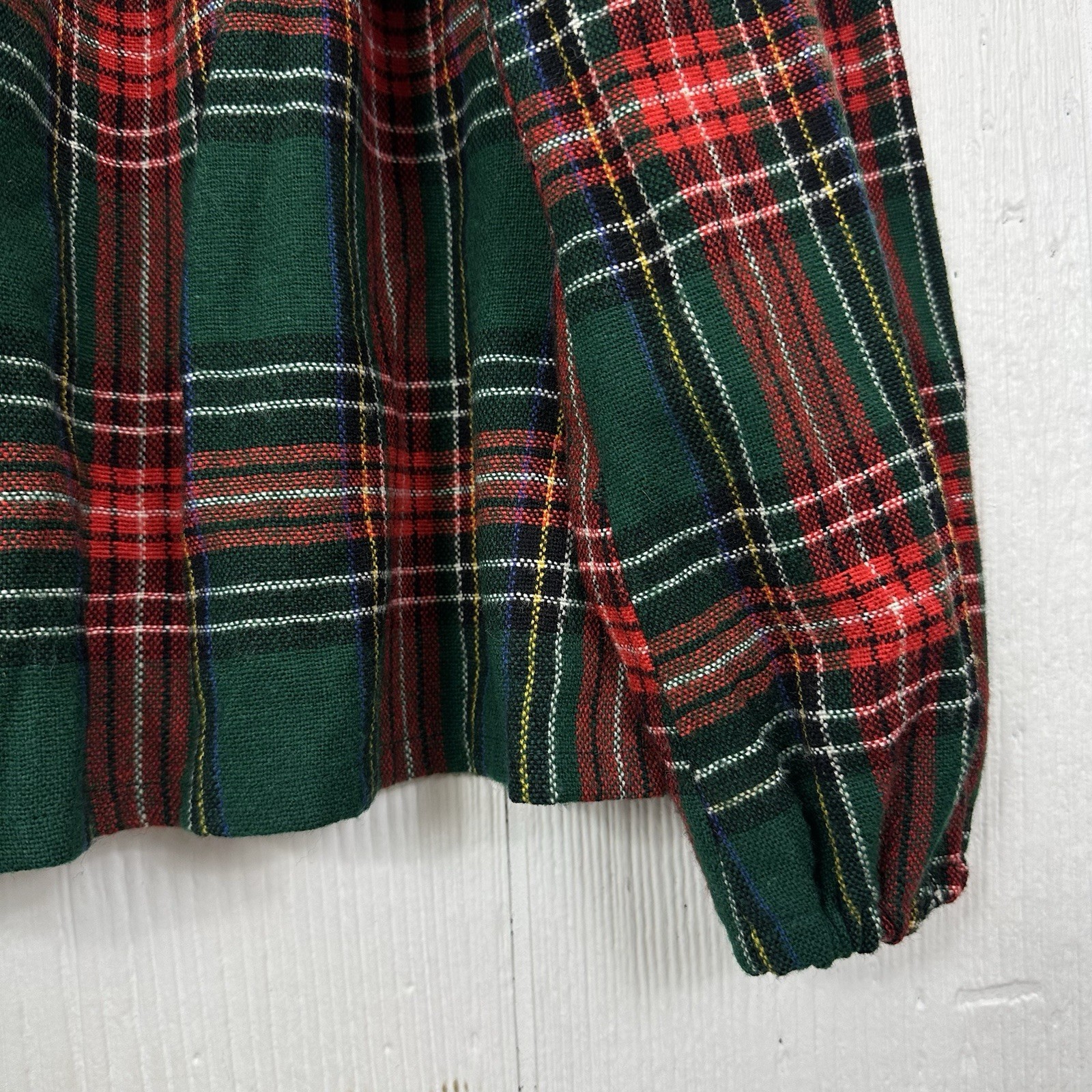 Vintage “Mountain Artisans” West VA Wool Red Green Plaid Peasant Top 70’s