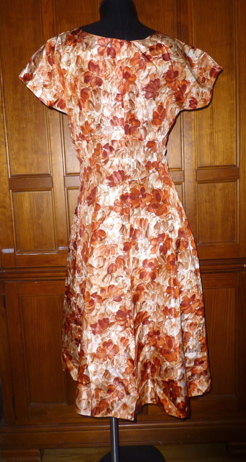 Vtg 50s 60s Watercolor Floral Print satin Princess Seam Wide Skirt DRESS M
