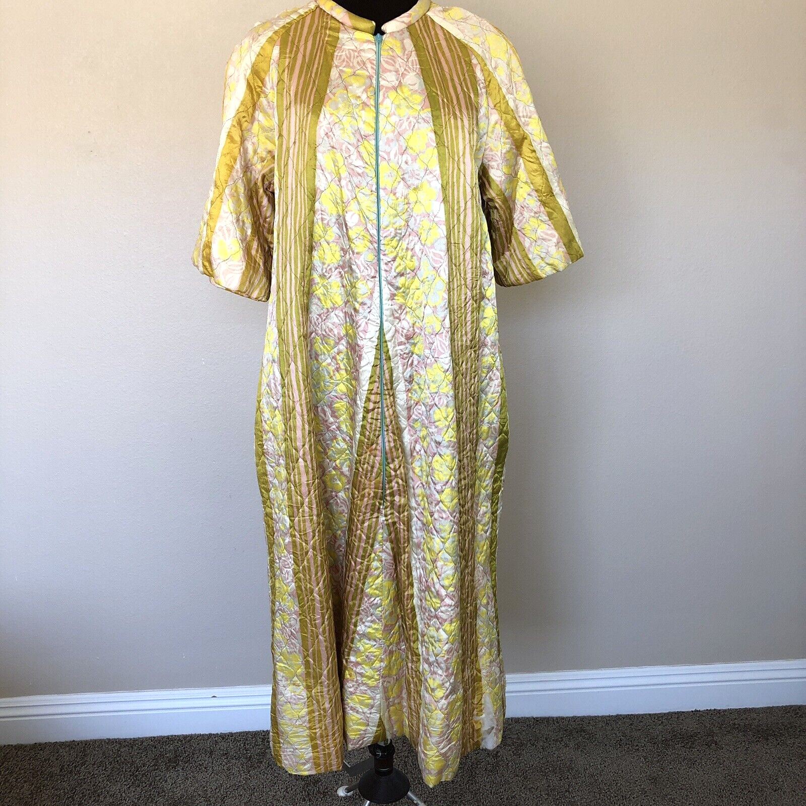 Roberta Lynn Quilted House Dress Robe Retro No Label Needs Repair 60’s 70’s