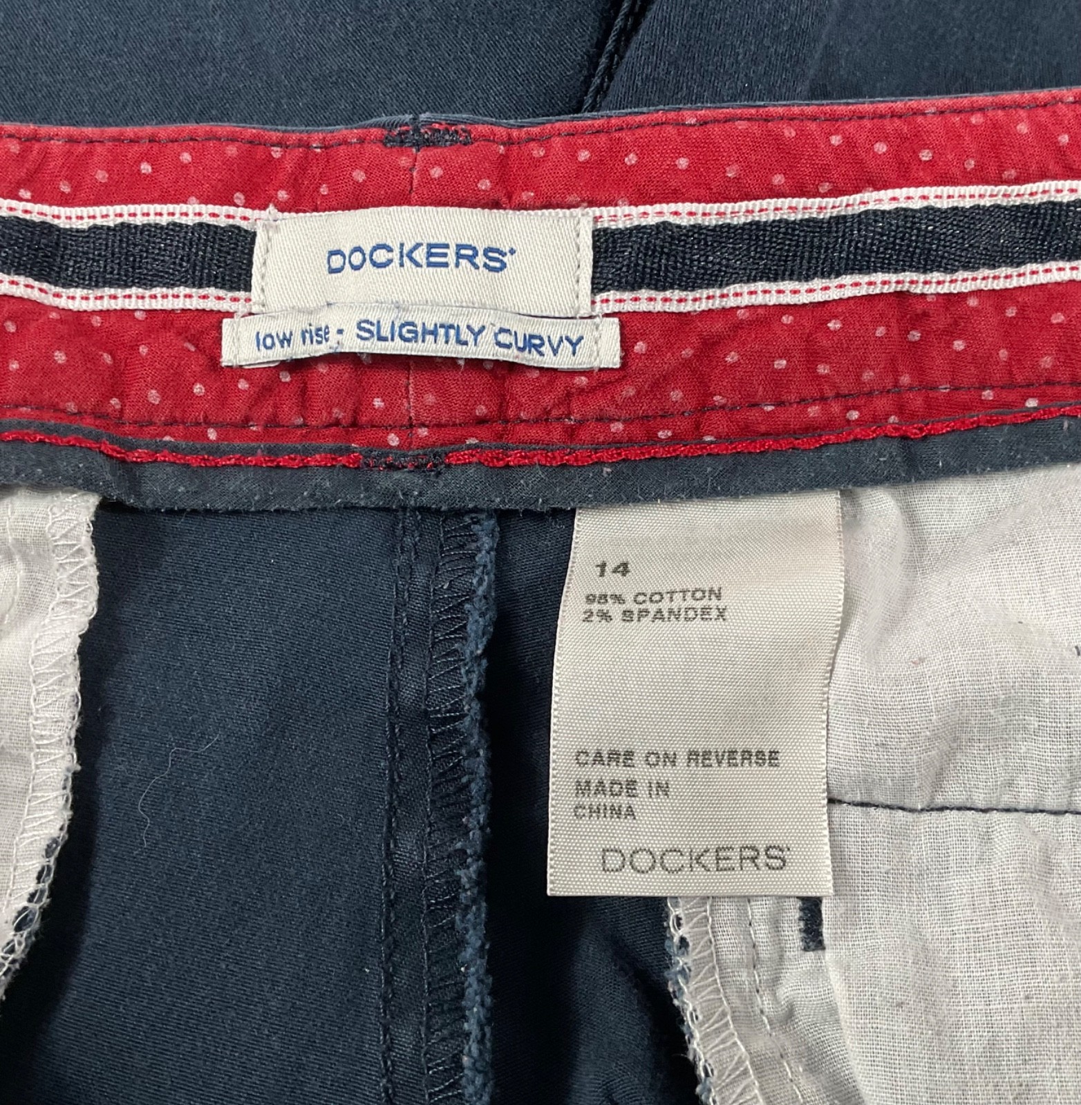 Dockers Shorts Womens Sz 14 Blue Chino Low Rise Pockets Stretch Slightly Curvy
