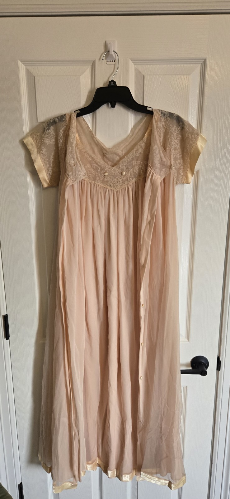 Vintage Leonora Nylon Nightgown & Robe Set Pink Satin Lace Trim 1960s USA Union
