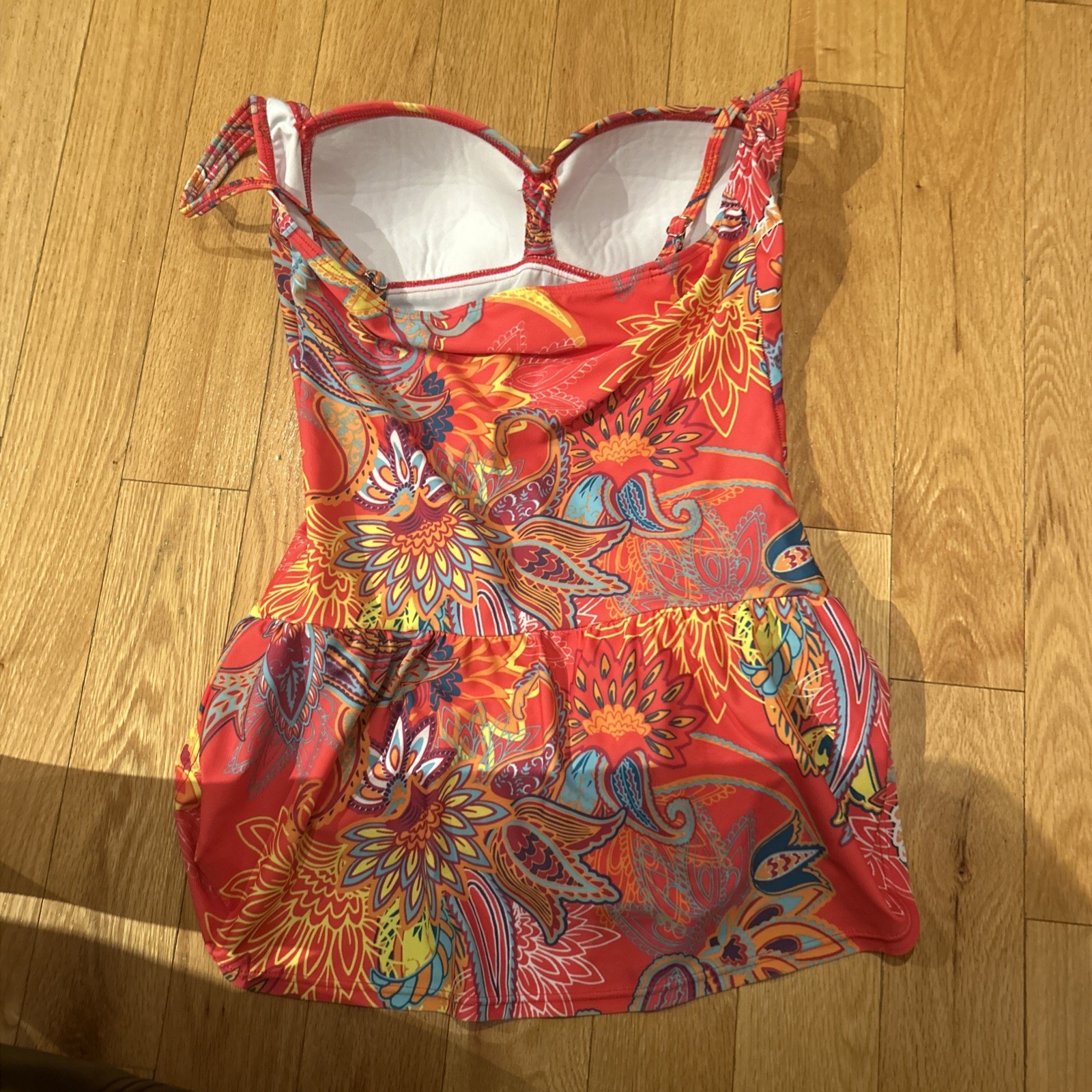 VENUS ONE PIECE SWIMSUIT! Cute Salmon Turquoise Colorful Great Tan Skirt Sz 12