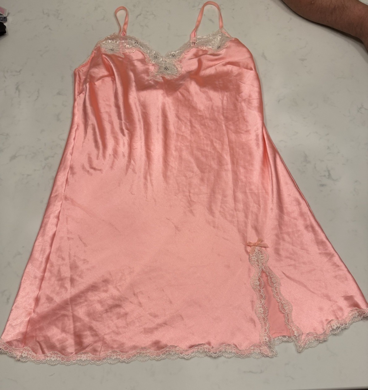 Vintage Victoria’s Secret Stain Pink Lace trim Mini Slip Dress Nightie Woman’s L