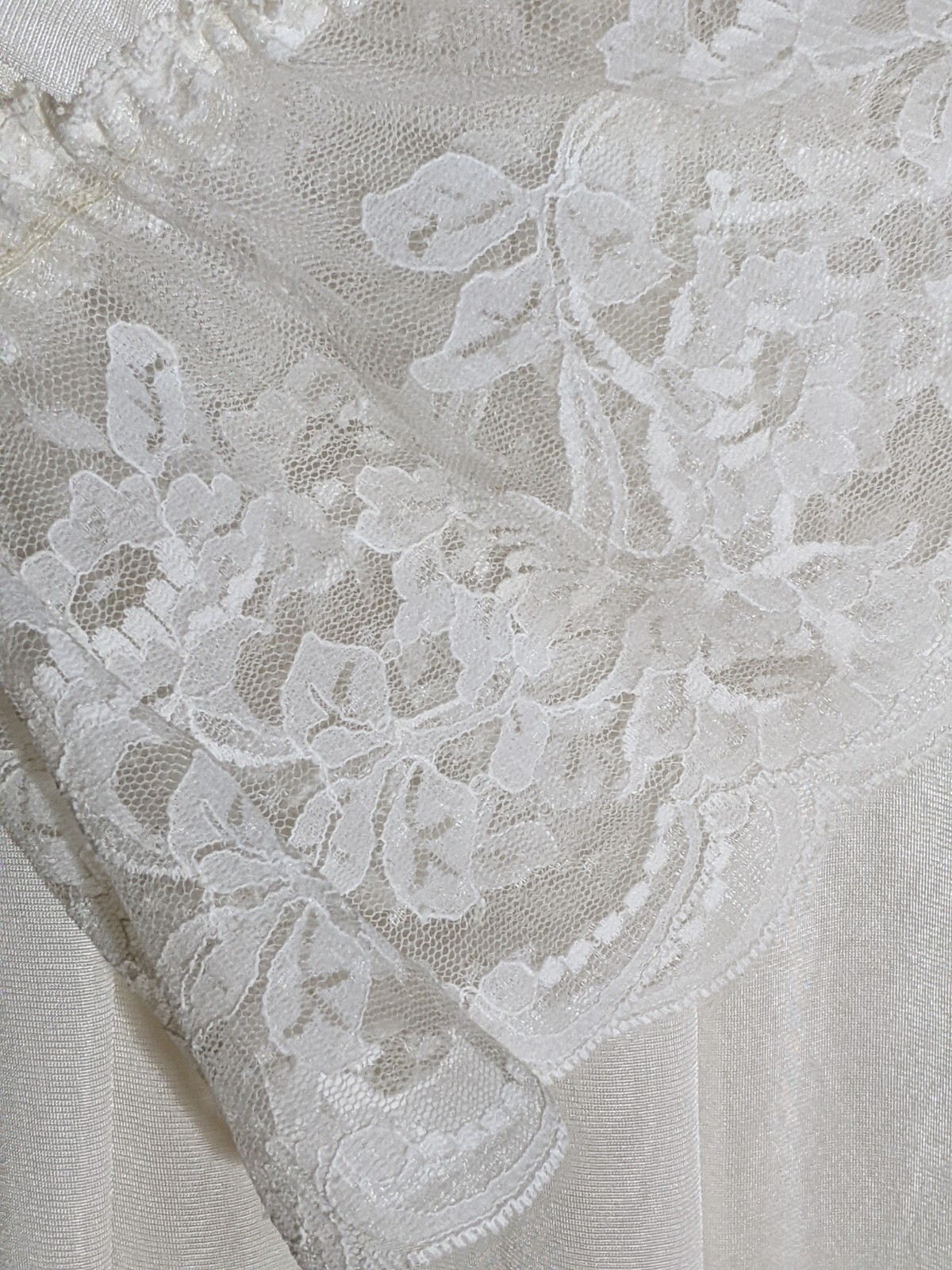 Vintage Olga Ruffle Lace Peignoir Robe & Lingerie Dress Nightgown Blended Set M