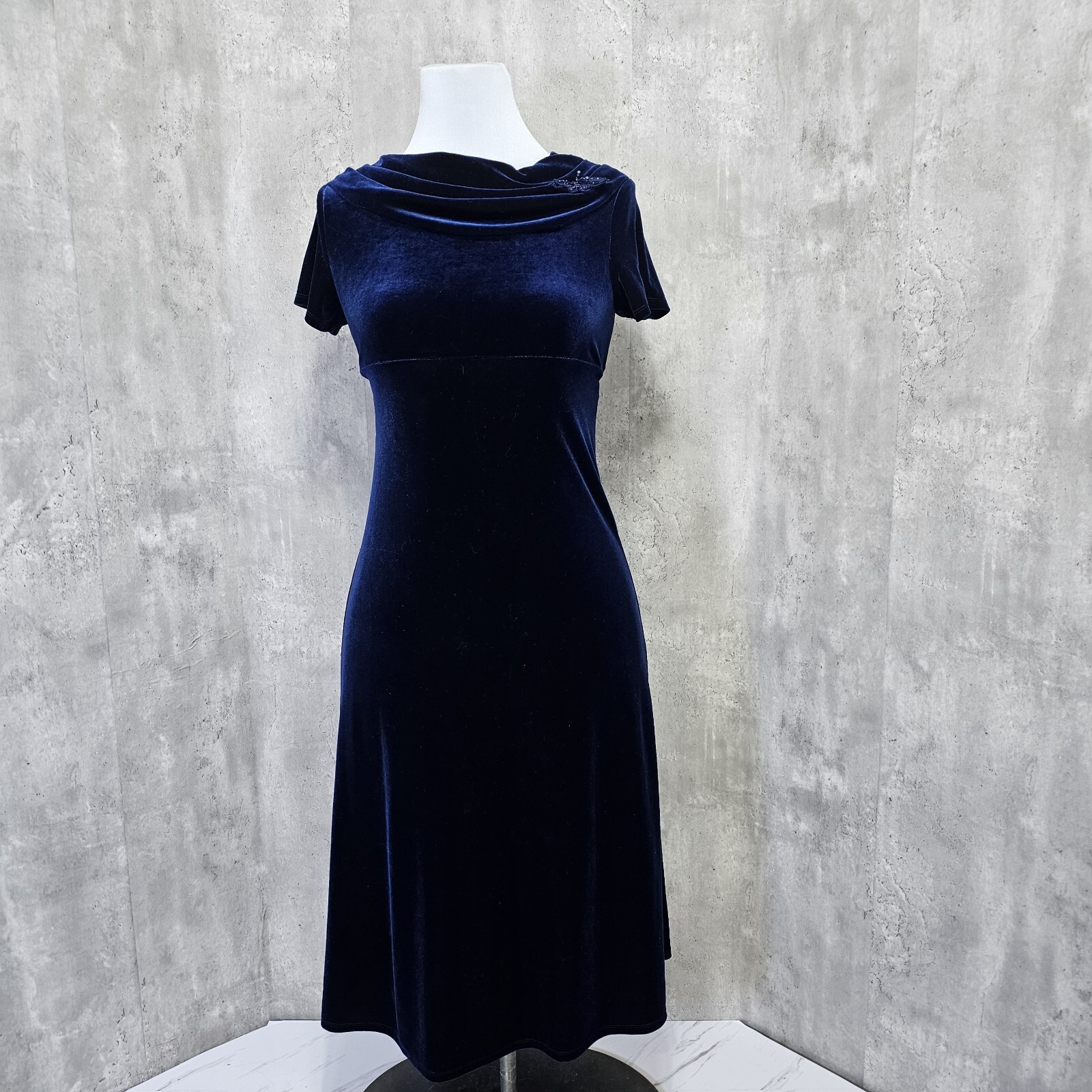 Vintage 90s Amy Byer California M/L Dark Blue Velvet Cowl Neck S/S Dress