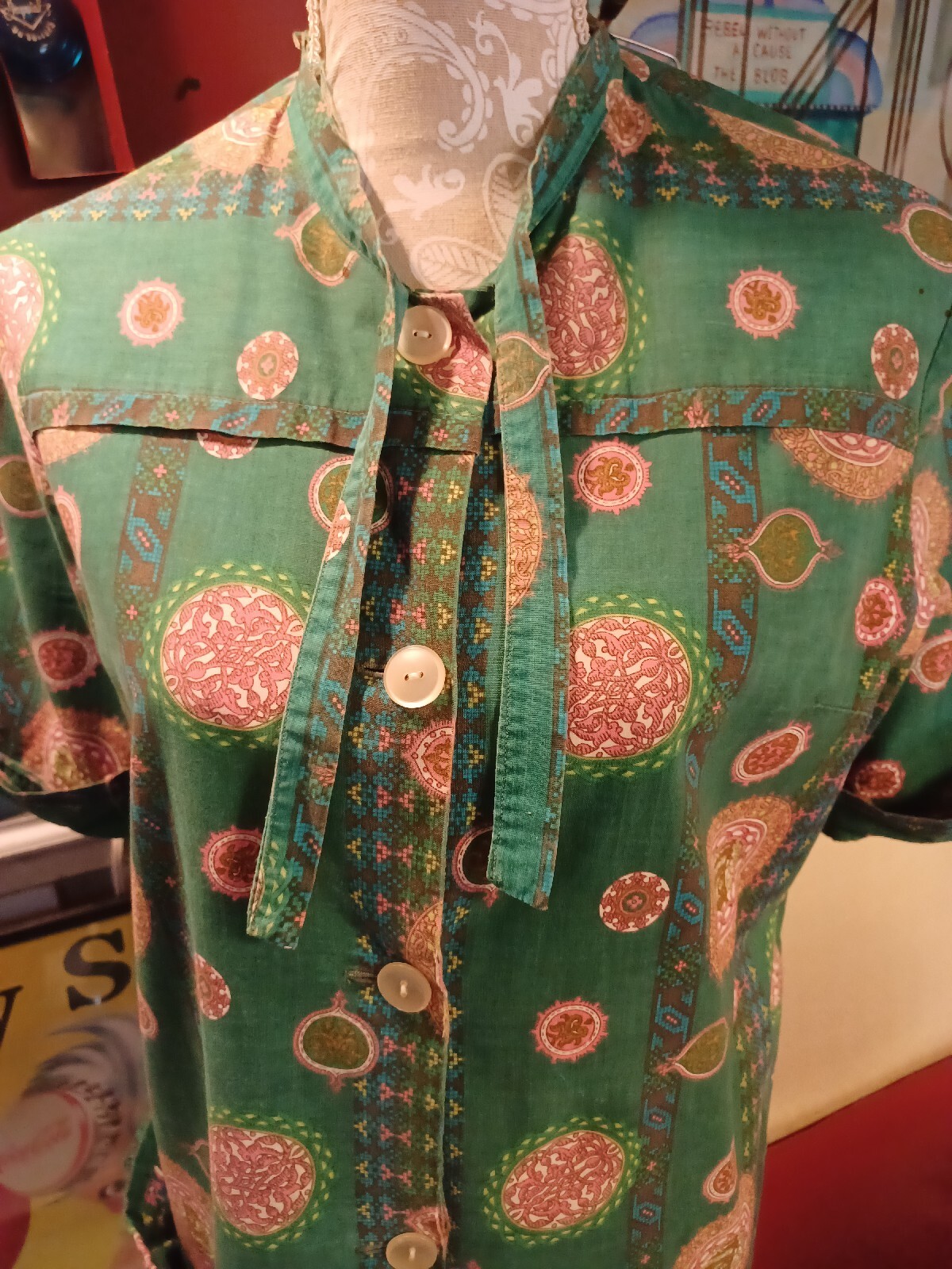 True Vtg Mid-century 1960s Smock Top Shirt Pockets Groovy Print MCM Mod Stylist