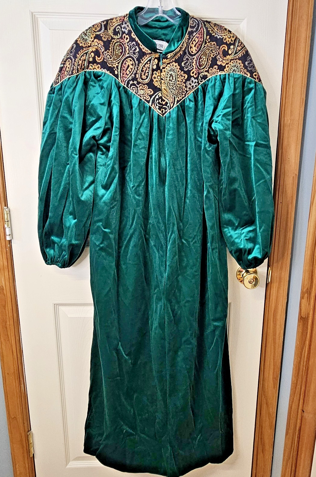 Vintage MCM Velour Embroidered Bathrobe Emerald Green Women’s Petite USA