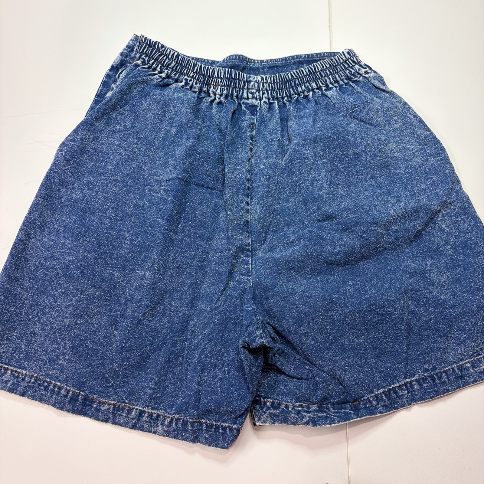 Vintage 80s Size L Pretty Bleu Womens Blue Acid Wash Beaded Embellished Shorts