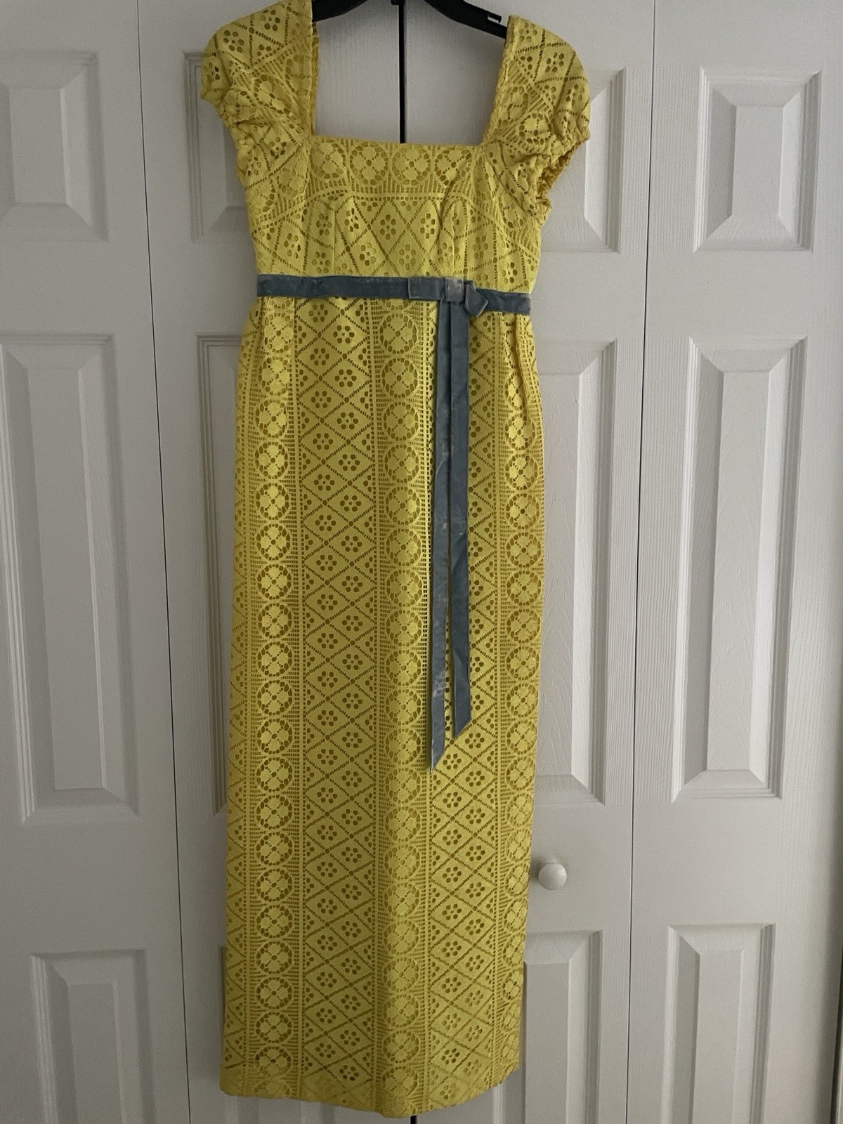 1970’S NORMAN SACKS YELLOW LACE GEOMETRIC CROCHET WOMEN SIZE 3 MAXI DRESS GOWN