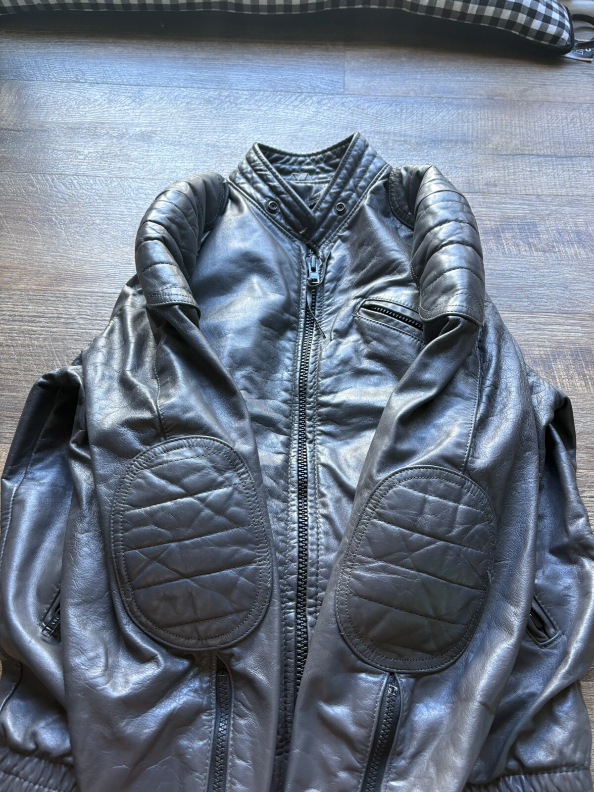 Vintage Brooks Sportswear Black Leather Sherpa Lined MOTORCYCLE JACKET 40 Padded