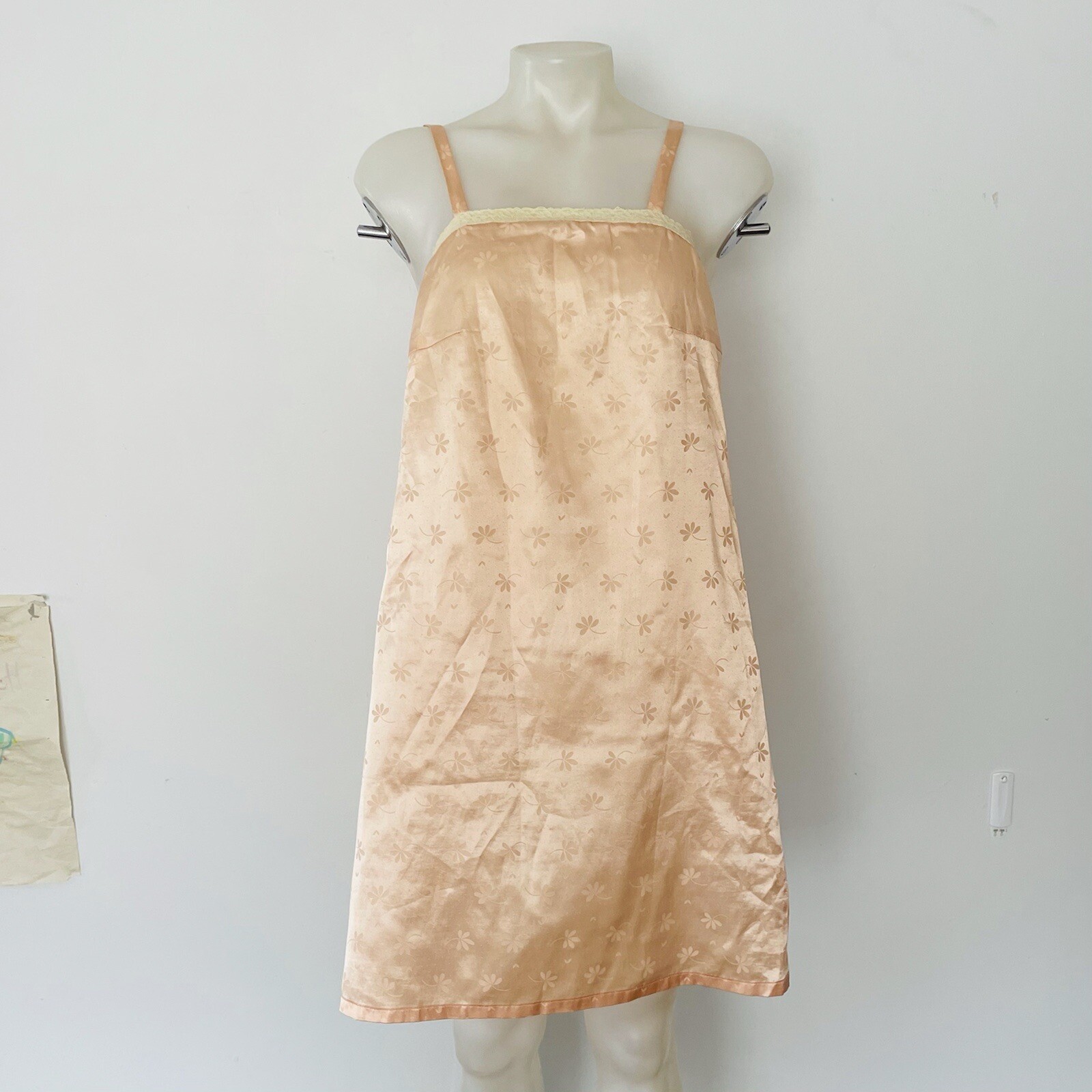 Vintage women’s apricot floral satin night slip dress & dressing gown size S M
