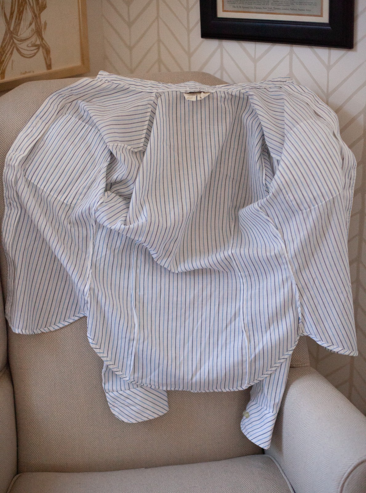 Vintage Women’s 70s Fitted Button Pinstripe Long Sleeve Blouse Size M