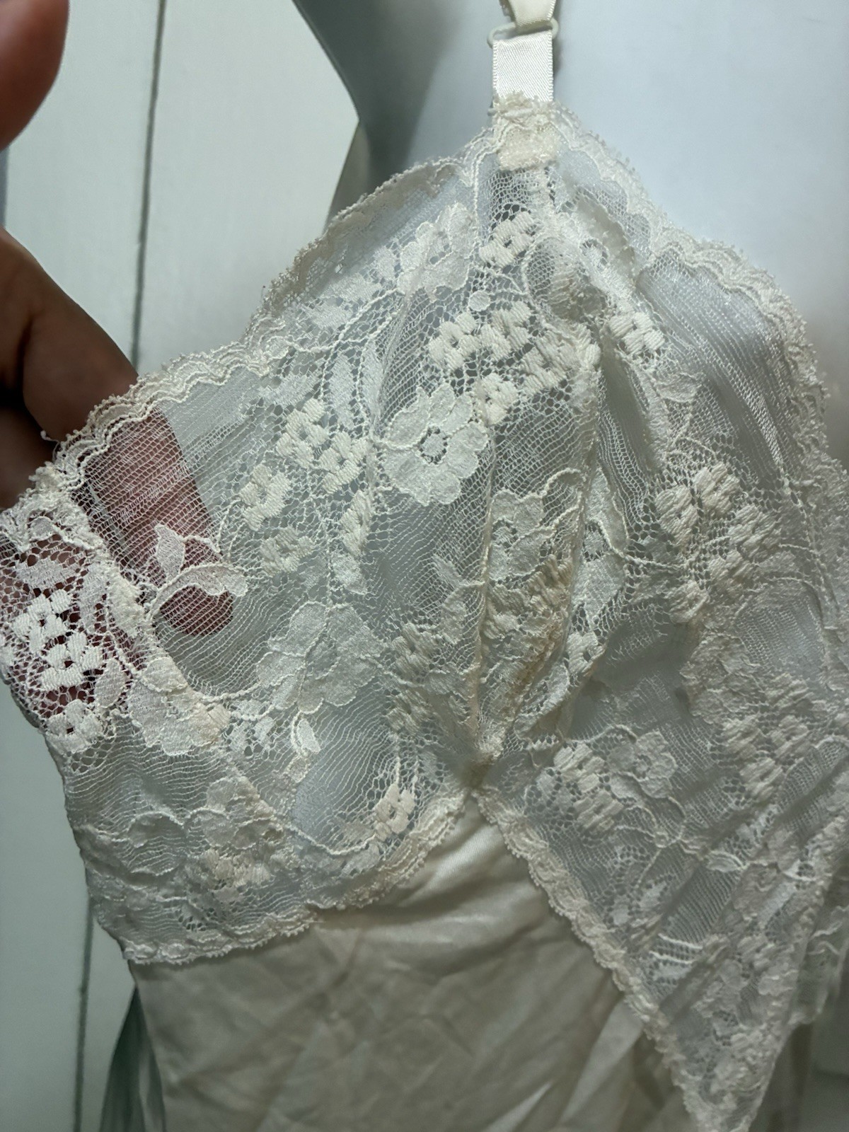 VTG SHADOWLINE Lingerie Camisole White Tank Lace Nylon Top Cami Slip 34 S